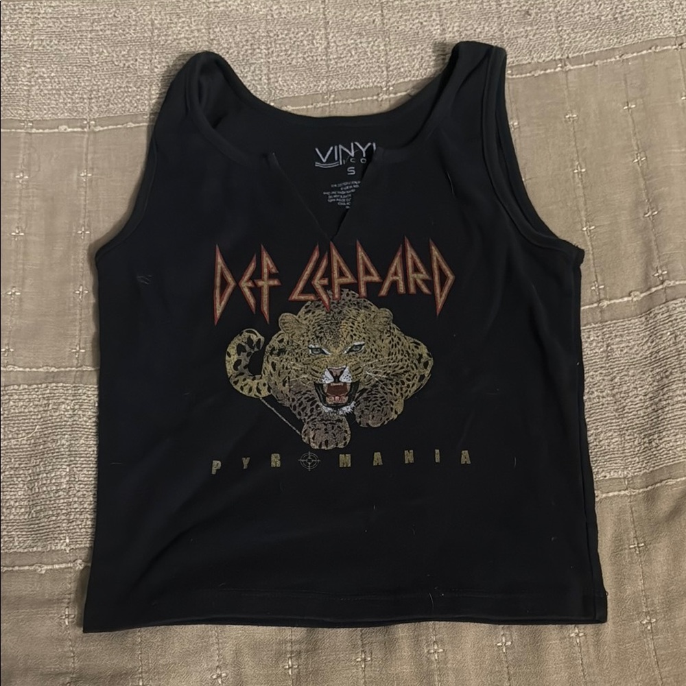 Vintage Black Def Leppard Graphic Tank Top